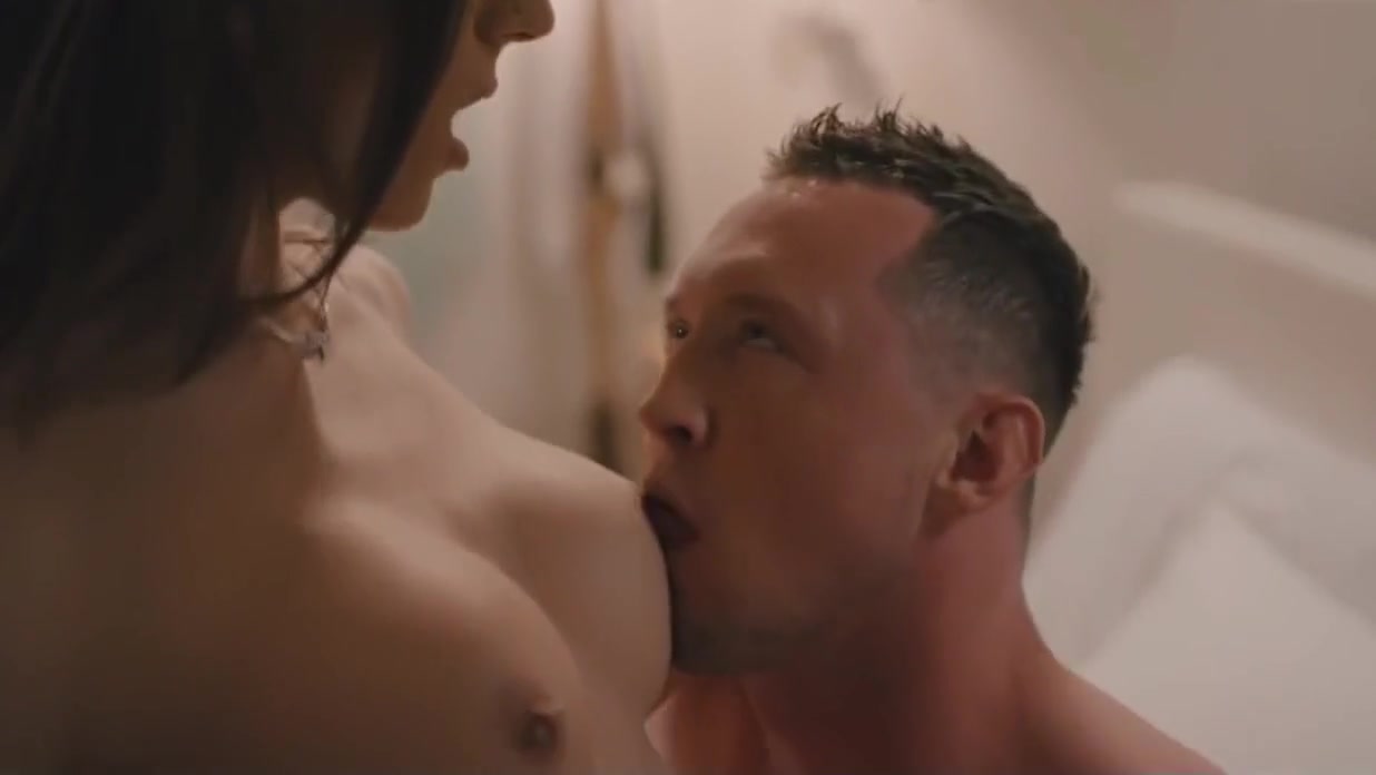 Hot Transexual Girl Gets Fucked