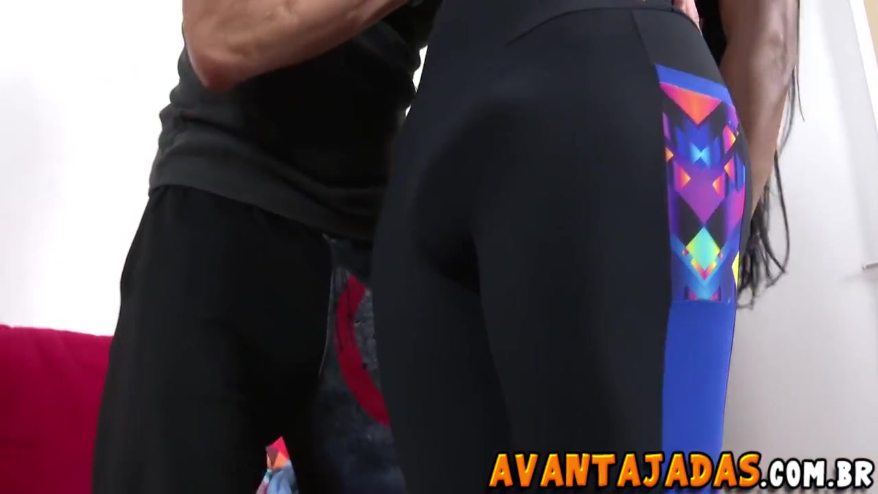 Lohara Lomark In Personal Trainer Levou Surra De Piroca Da Linda Travesti 5 Min
