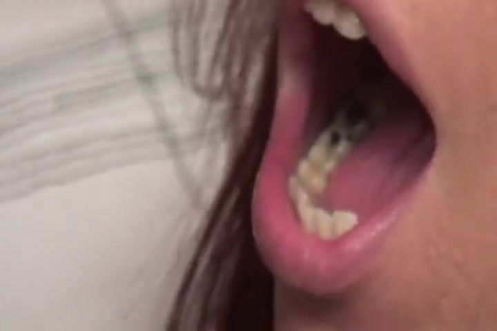 Hot Babe With Dick And Perky Tits Gives Blowjob And Gets Rammed From Behind