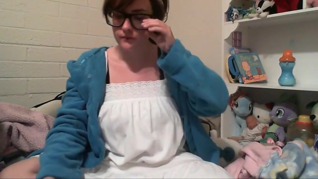 Bedtime with a curvy milf