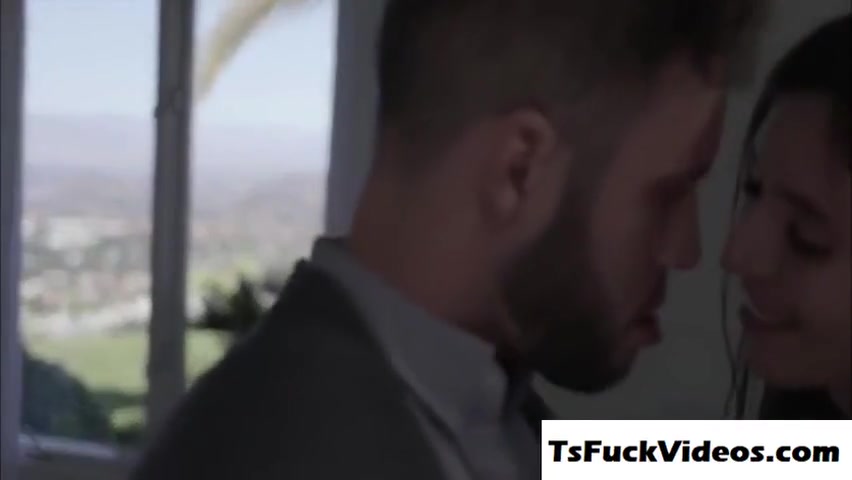 Shemale Sucks Bigdick And Getranny Nailed