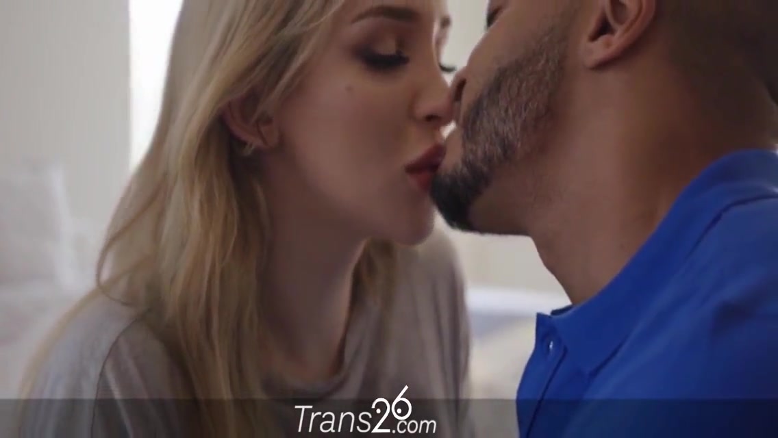This Blonde With Cock Wants To Be Fucked Hard 6 Min