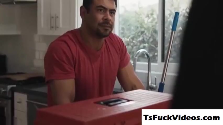 And Tattooed Tbabe Foxxy Sucks And Fucks The Plumbers D