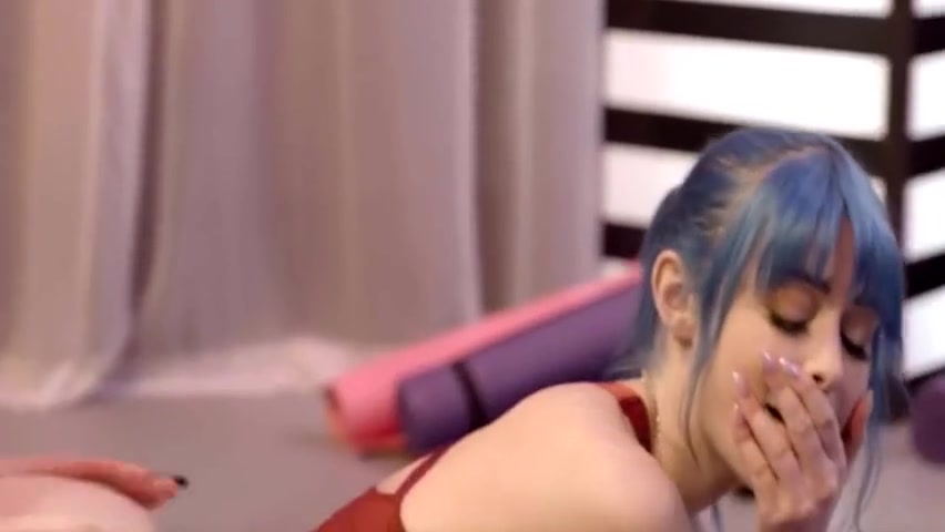 Emma Rose - Sexy Ts Yoga Instructor Fucks Her Hot student 18+