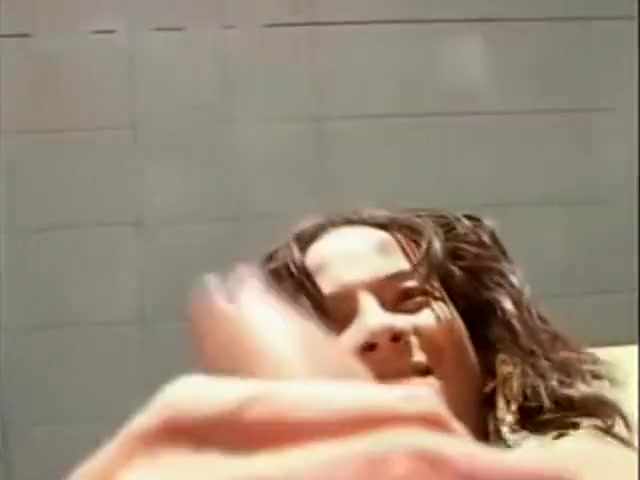 Hung tranny plays