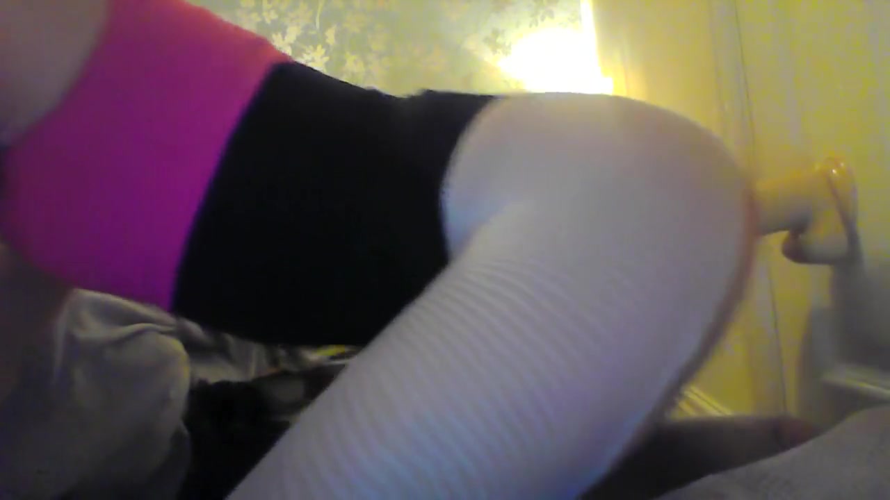 teen 18+ slut stretches her tight ass with a dildo