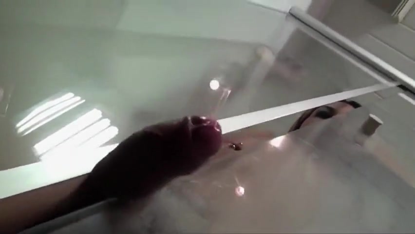 Spurts of cum