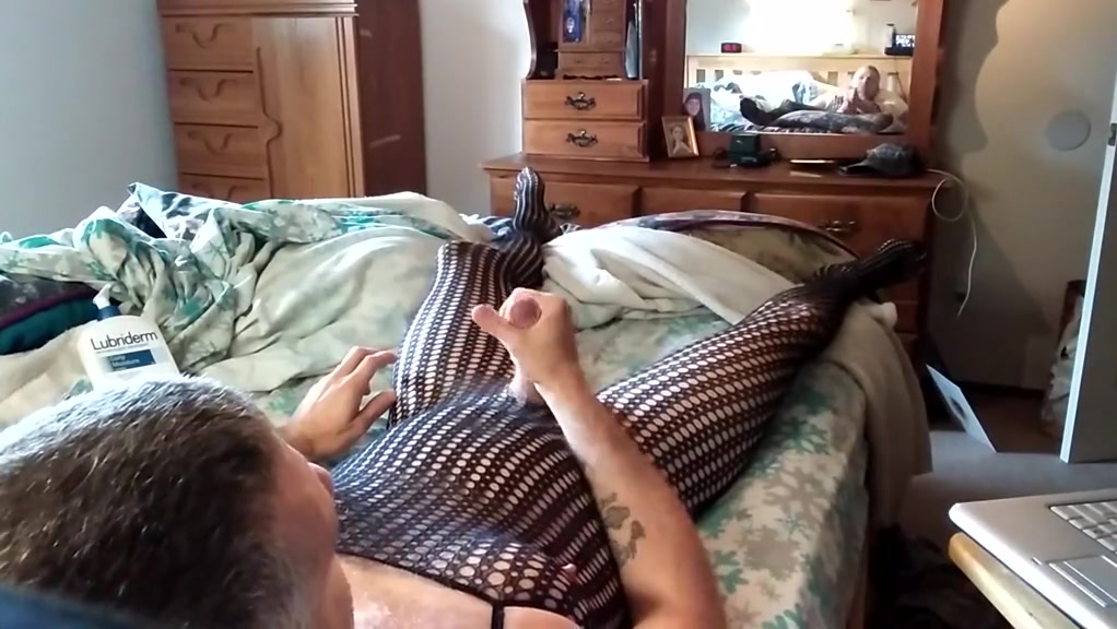 Me jerking off to shemale porn in bodystocking