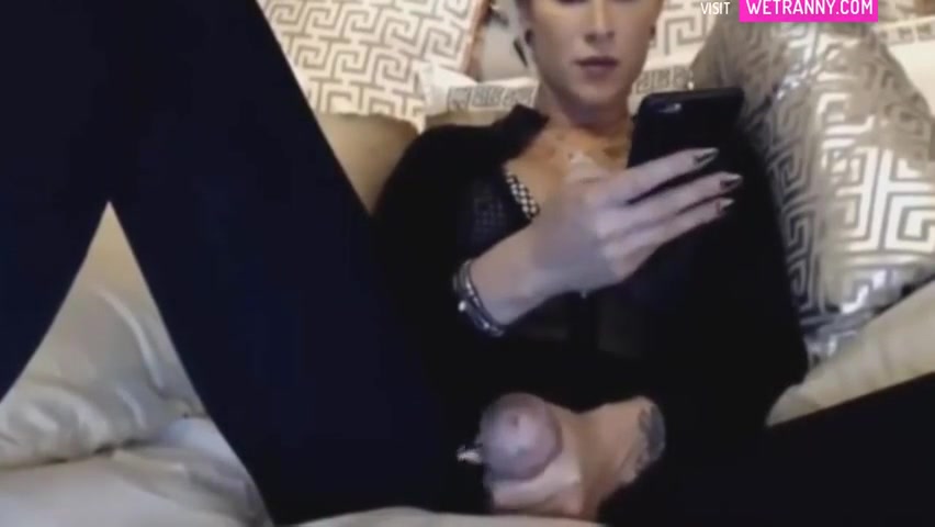 Beautiful Trans Blonde Masturbate