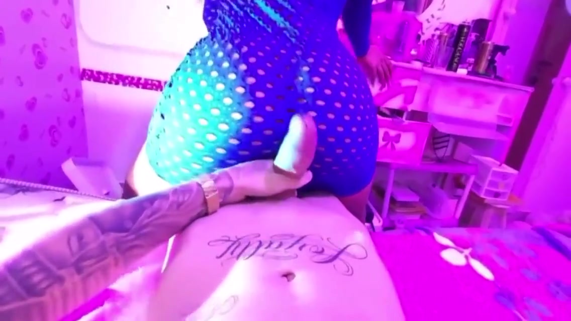 Vanessa Rafaella In Shemale Trailler] I Found This Video Lost In My Cell Phone Gallery My Boyfriend Fucking Me Without A Condom And Exalting My Ass! He Was In Love With My Ass 3 Min