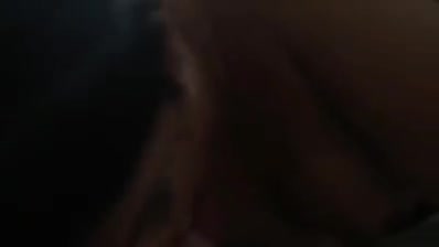 Monica acassia mamando e sentando na pica gostoso