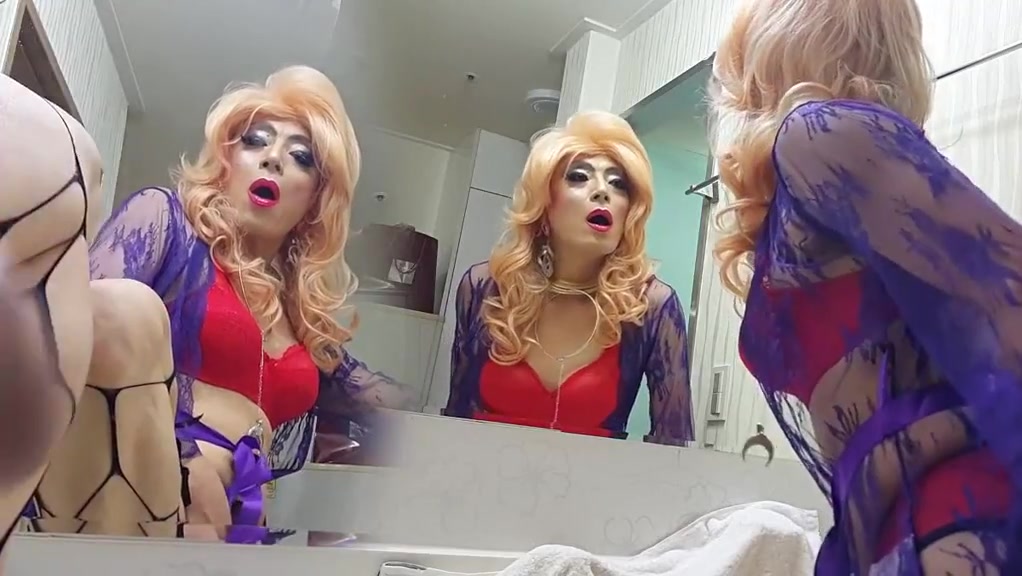 Sissy niclo pornstar fuck jerking