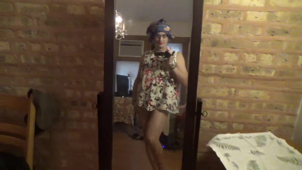 October Lady. Old ladyboy Sveta-Ave.
