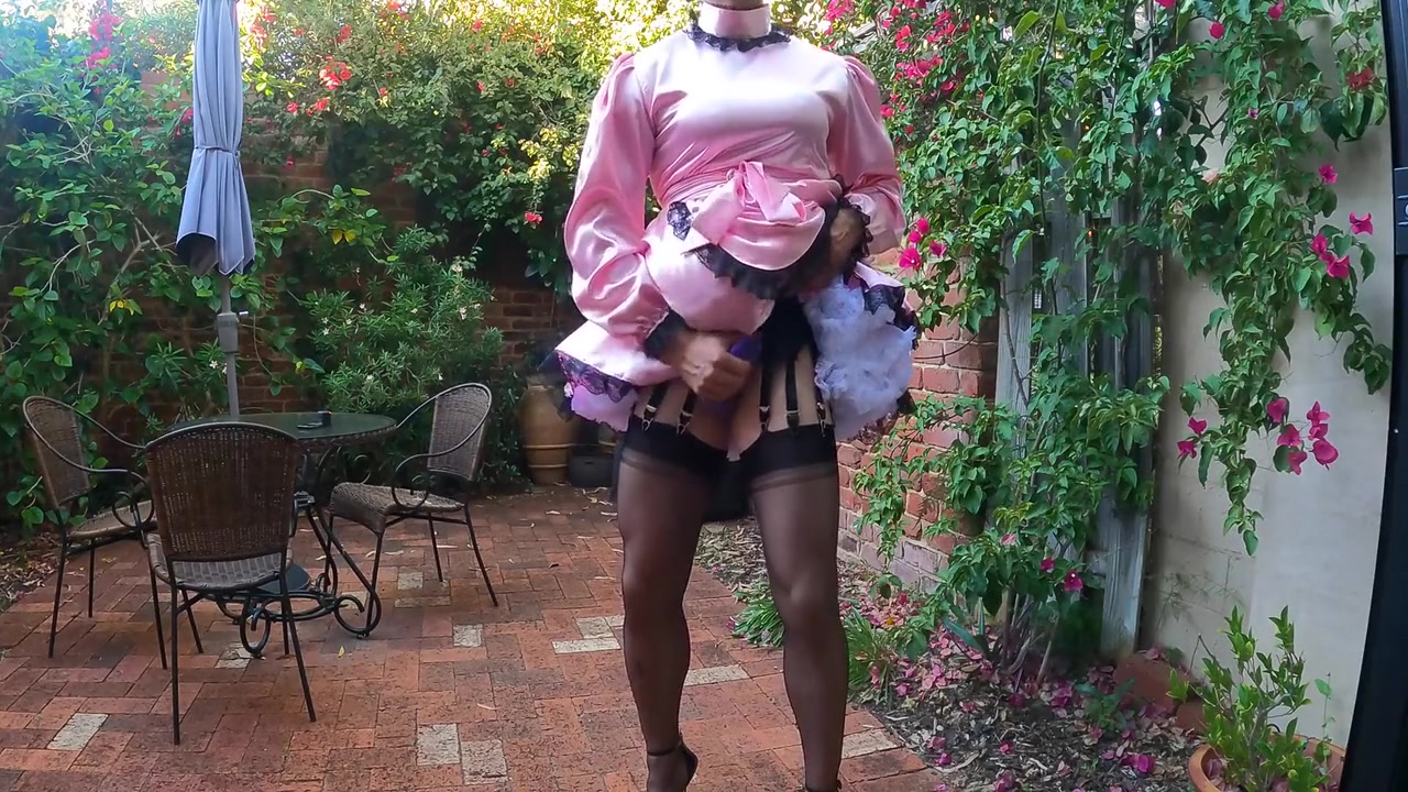 Sissy Maid Ready To Serve