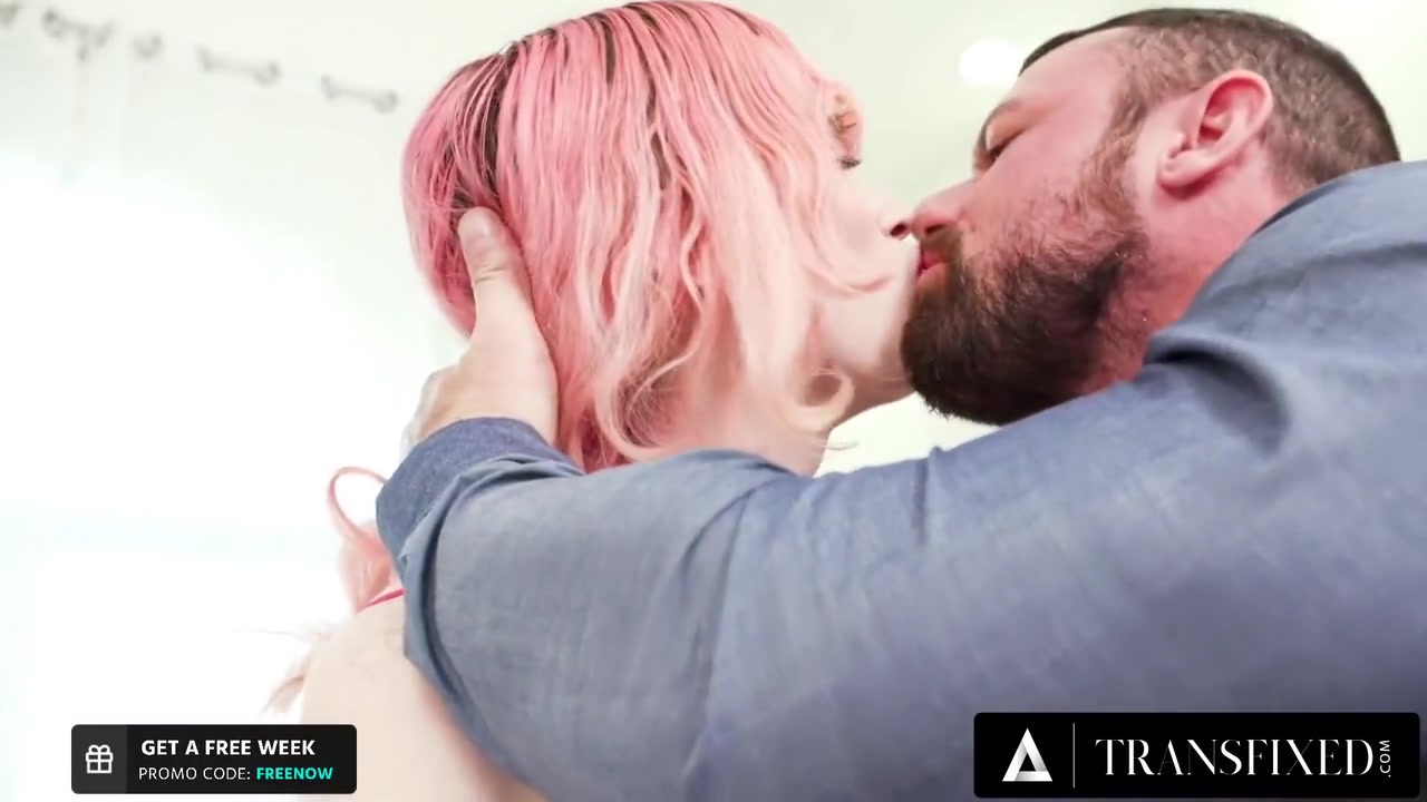 Cock Lover Sloppy Deepthroats Boyfriend And His Trans Fuckbuddy While Blindfolded!