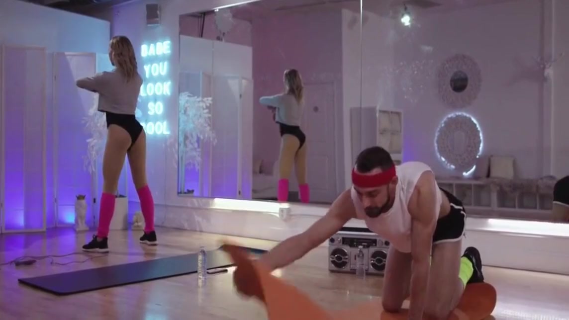 Gym Small Titted Shemale Barebacks Coach In Anal Hole 8 Min