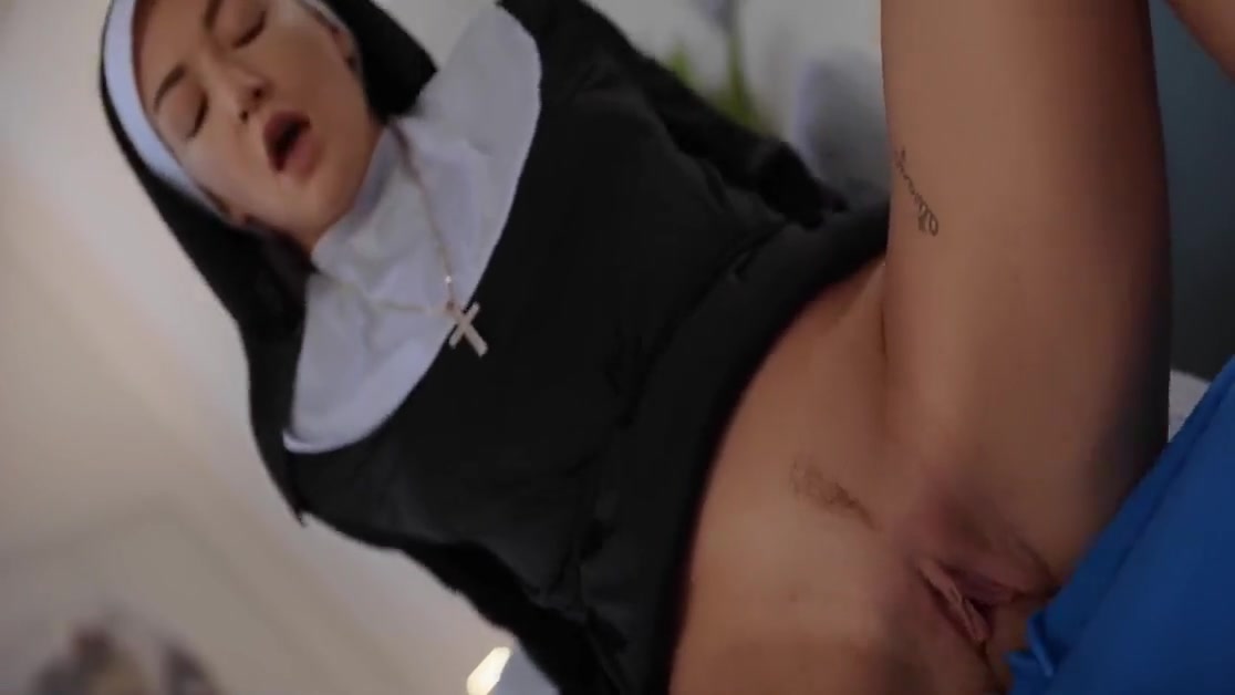 Hot Beautiful Shemales Explode With Cum - Real Life Futanari Compilation