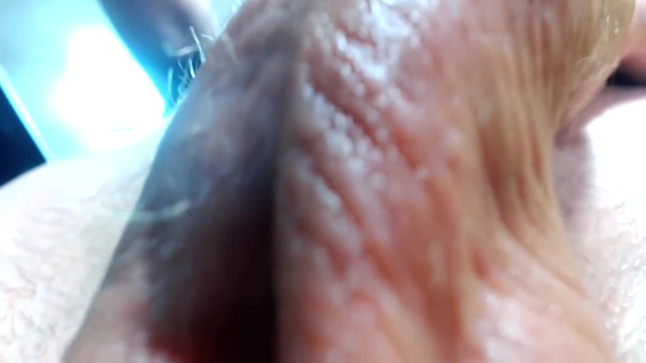 Oiling Up And Playing With My Meaty Tranny Cock