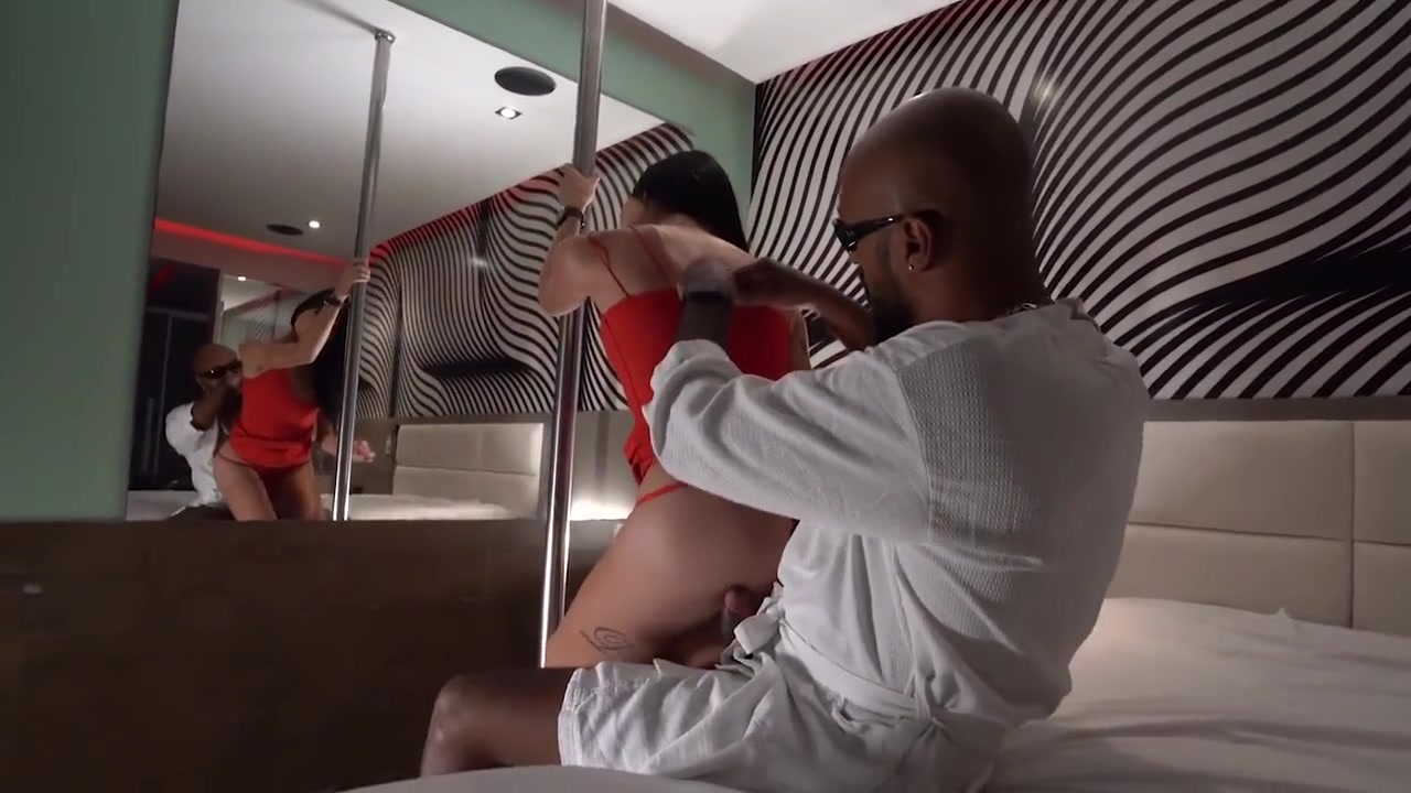 Pounding Ms.mandy - Maylla Mandy