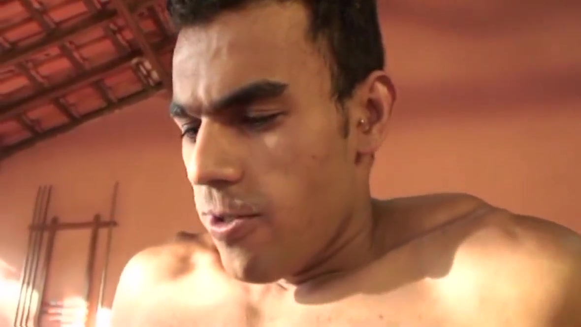 Hot Shemale Wants Anal Sex