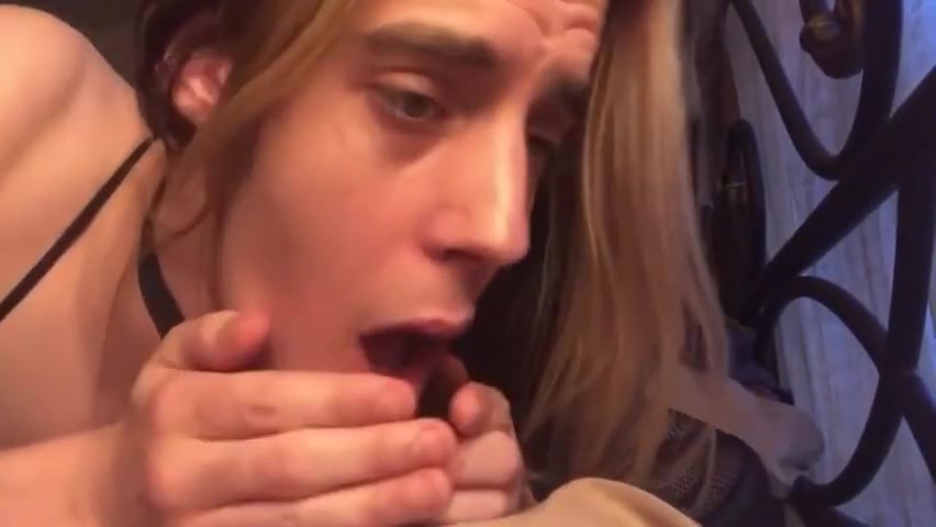 Blonde Makes Love