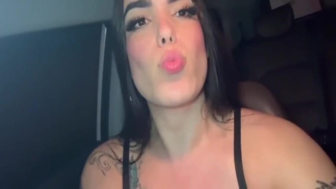 Cacando Putaria, No Final Paguei Vintao Pro Noia Pra Ele Chupar Meu Pau E Deixar Eu Goza Na Cara Dele 9 Min