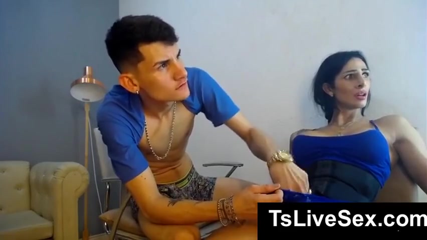 Horny Transsexual Gives Her Bf A Nice Bj
