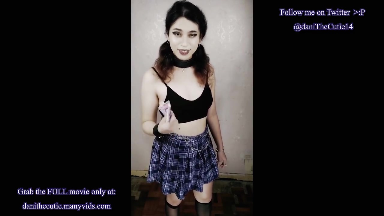 Hottie Goth Tgirl Lets You Fuck Her And Sucks You Off For Money