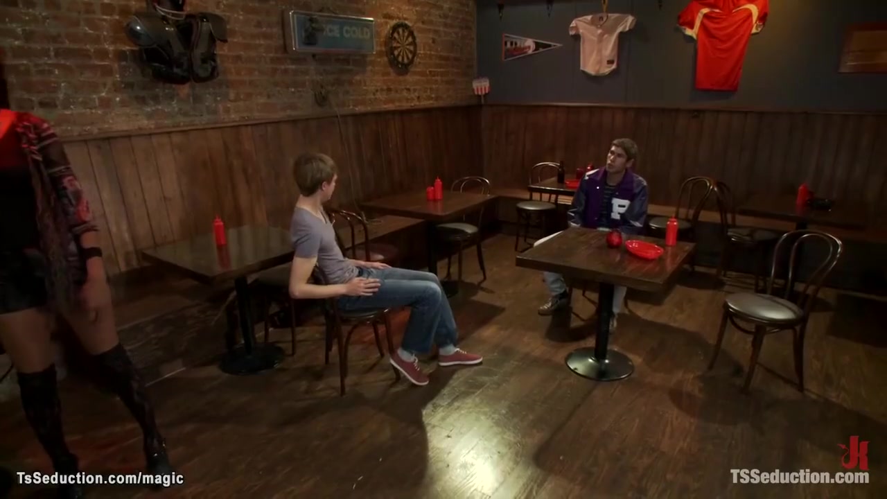 Ts Bartender Fucks College Guys