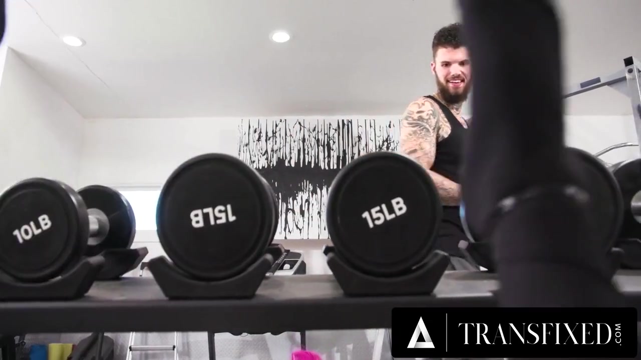 Lena Moon - Cutie Gets Stuck In The Gym And Pounded By Big Dick Stud Who Takes Advantage