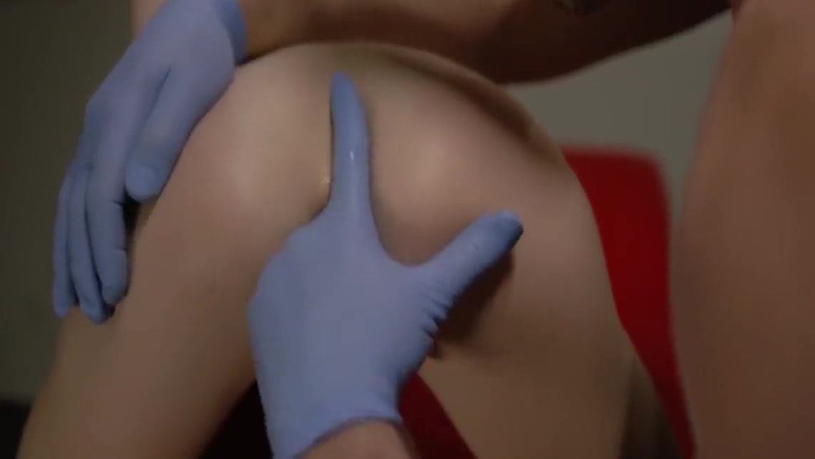 Skinny Transgender Barebacked By Doctor In Medical Room 8 Min