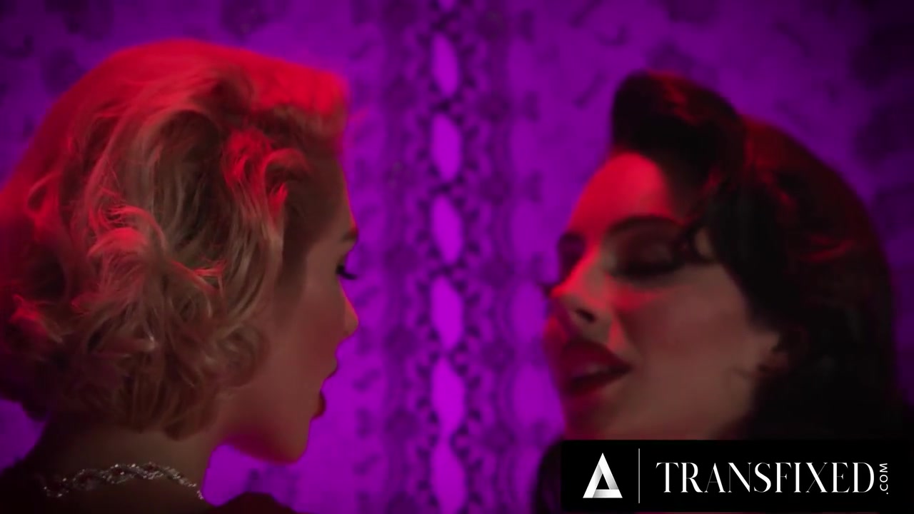 Kenzie Anne And Roc Khard - Twerks Her Bubble Butt All Over Ariel Demures Trans Dick!
