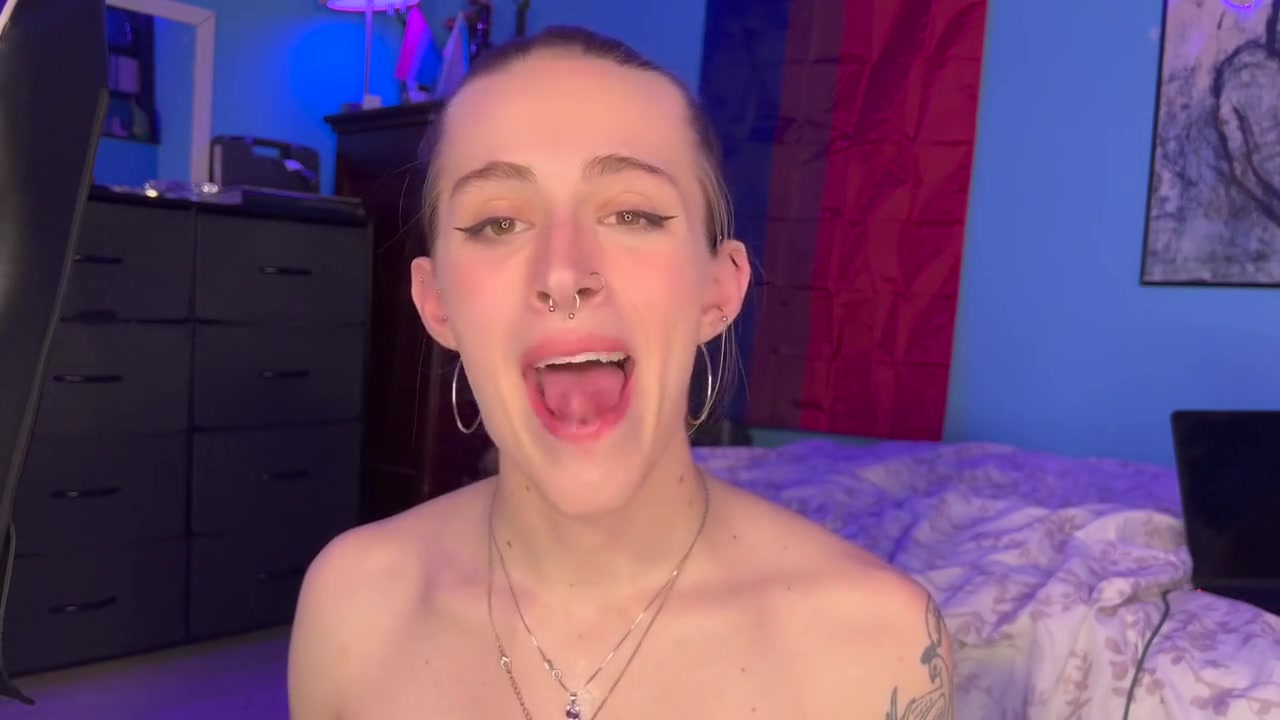 Tgirl Variety Itsol Gets Sloppy While Giving Blowjob And Fucking Her Tight Asshole