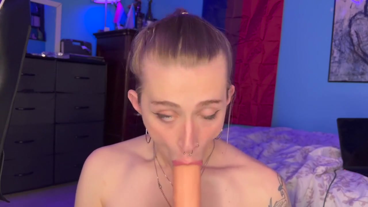 Tgirl Variety Itsol Gets Sloppy While Giving Blowjob And Fucking Her Tight Asshole