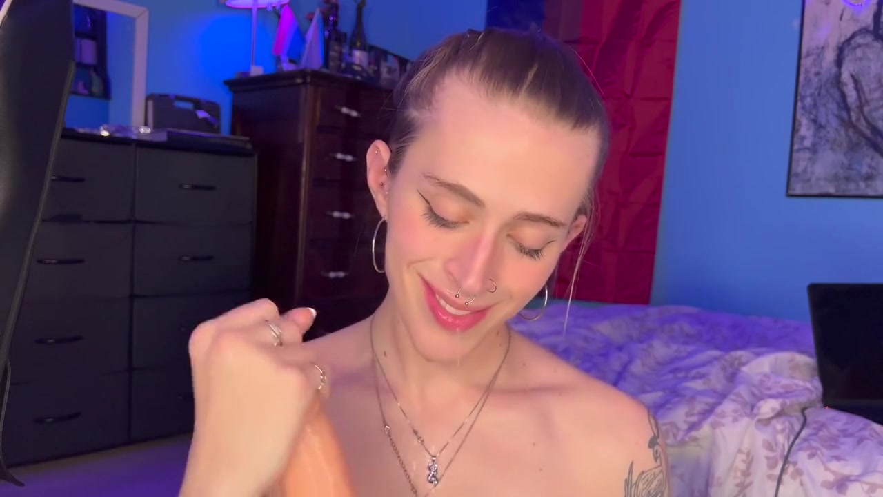 Tgirl Variety Itsol Gets Sloppy While Giving Blowjob And Fucking Her Tight Asshole