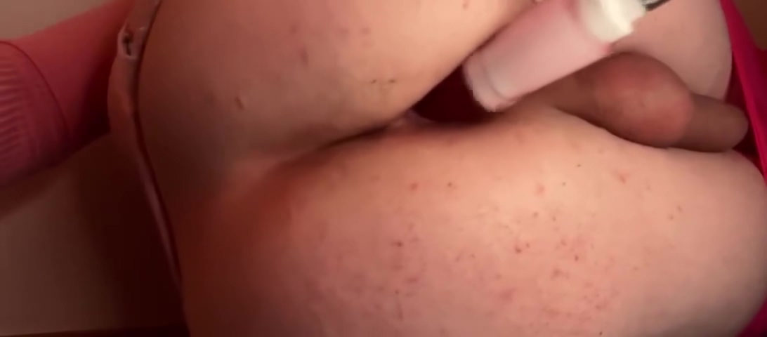 Amateur teen 18+ Femboy Lasst Sich Von Seiner Sexmaschine Anal Ficken