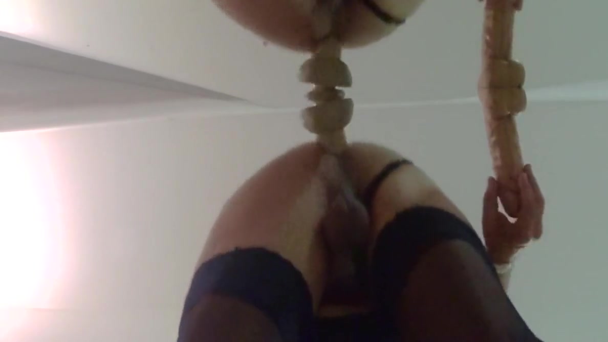 Begonia Shaking Legs Anal Orgasm And Deepthroat