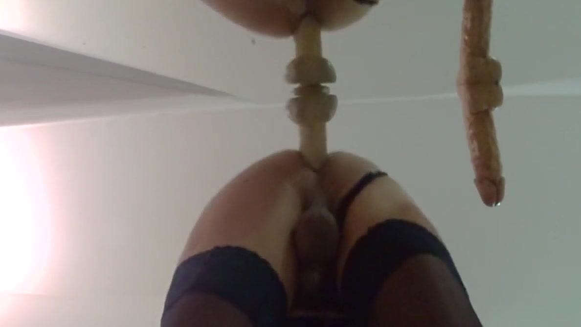 Begonia Shaking Legs Anal Orgasm And Deepthroat