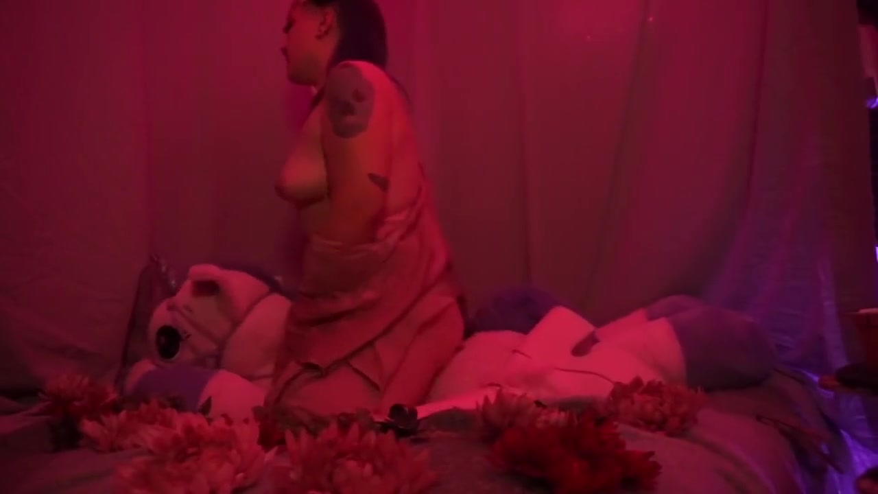 Foxy Enby Sucks And Rides Stuffed Unicorn
