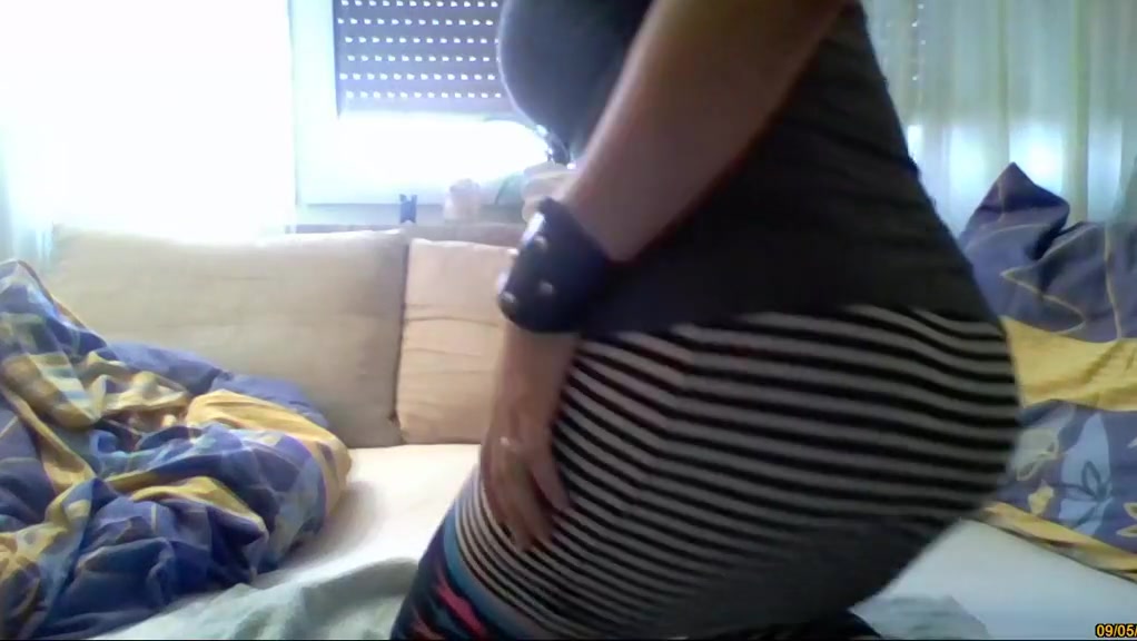 Stretching the ass of rainbow brandynette 720p 2015