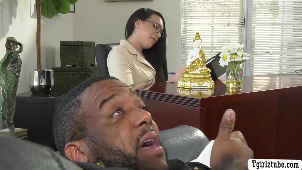 Asian Ts Psychiatrist Analed By Patient