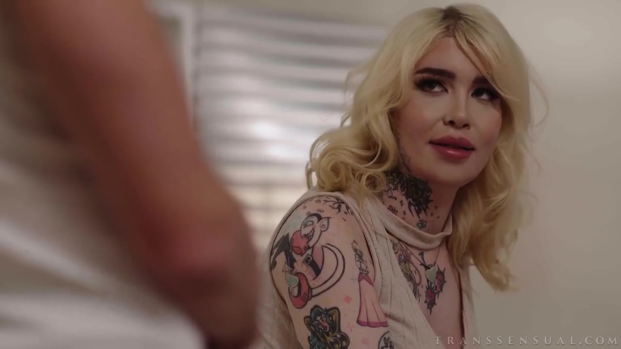 Gracie Jane In Ts Hot Wives 2 - Scene 3