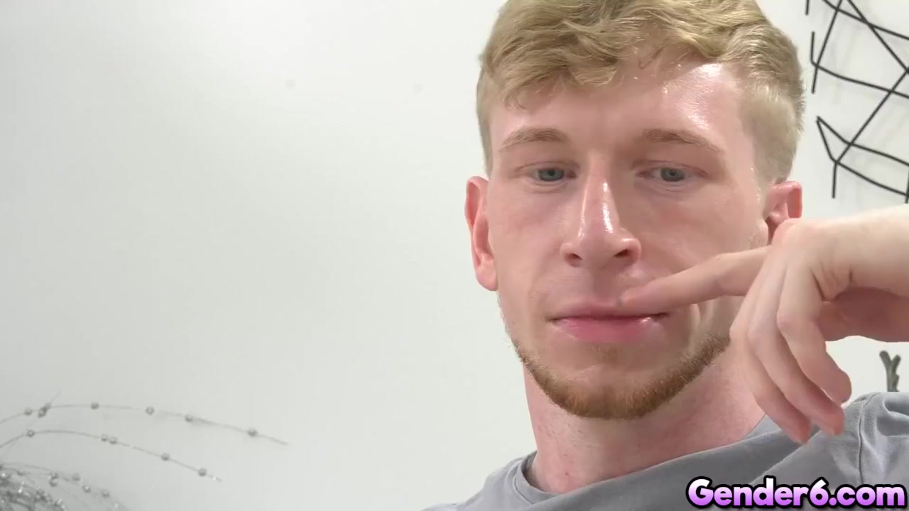 Blonde Jamie Wants To Swallow Stepsons Dick