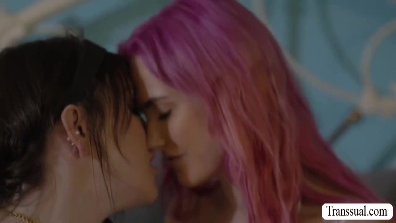 Shemale Brunette Fucks Pink Haired Friend