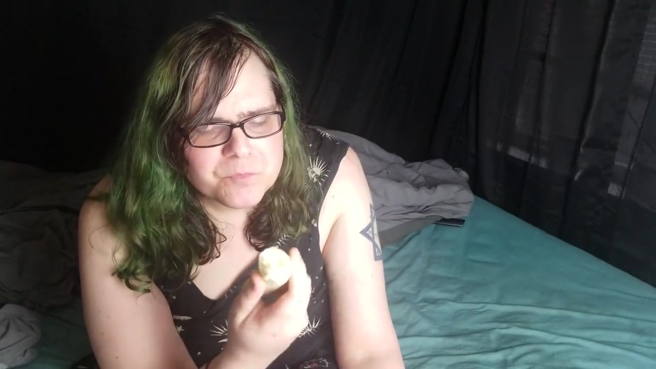 Trans Girl Seductively-ish Eats A Banana. (4k Uhd)