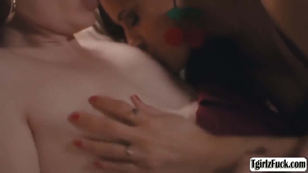 Ever Wonder How A Transexual Fucks A Brunette Females Pussy?