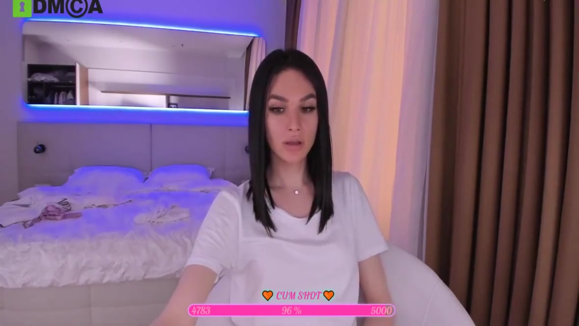 Sw33t L4dy Co1a Cumshow (06.07.2019)