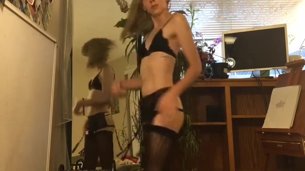 Mega Sexy Tgirl Strip Show