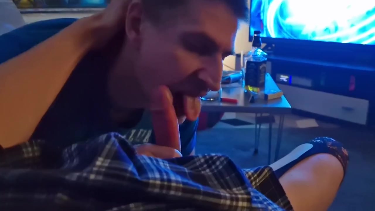 Oliage Gives A Blowjob To His Sissy Davine For The First Time