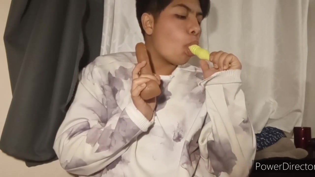I Masturbate With Two Of My Toys